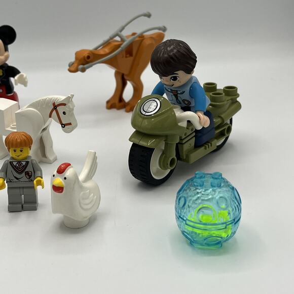 LEGO Mixed Figurine Lot Of 10 Horse, Mickey Mouse, Spider-Man, Owen & More!! - Picture 11 of 11